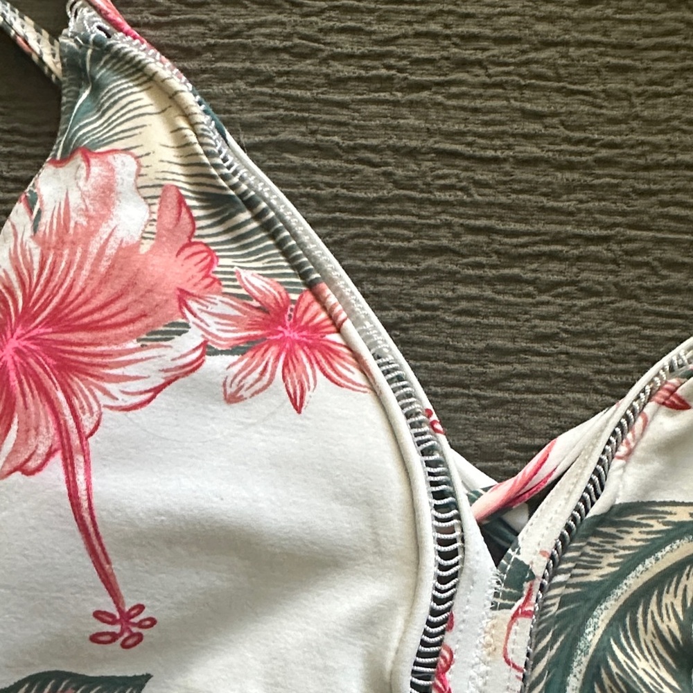Floral Women’s One Piece Swimsuit with matching shorts and jacket. - Picture 3 of 12